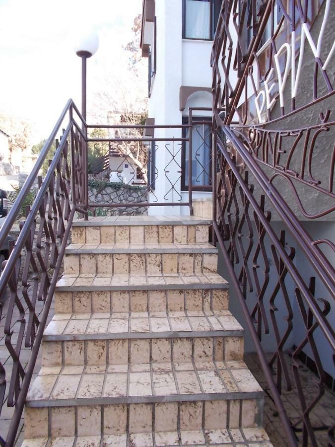 Krk Apartmani Pepina Pinezići Exterior foto